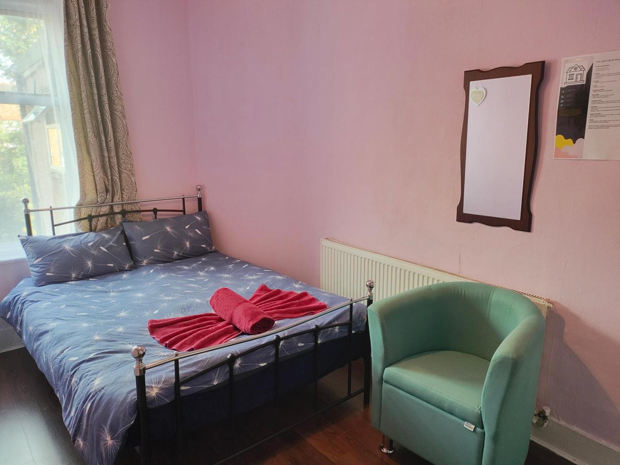 Charming Double Bed Retreat Hotel Лондон Екстериор снимка